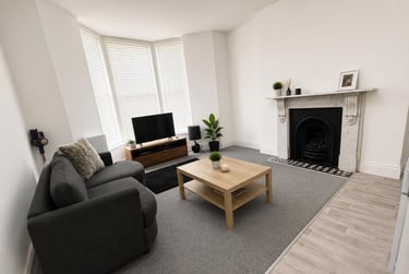 1 bed house, St Lawrence Road, North Hill, Plymouth, PL46HN - Image 2